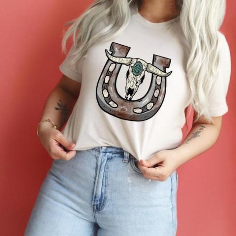 HORSESHOE BULL SKULL Handmade Cactus Graphic Tee - Picture 3 of 4